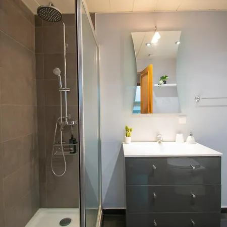 شقة Guestready - Charming With Ocean Views كانيكو