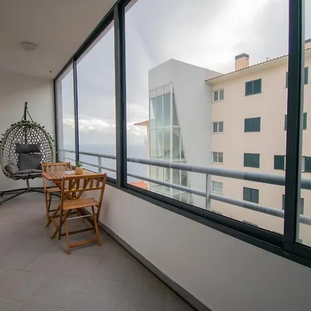 شقة Guestready - Charming With Ocean Views كانيكو