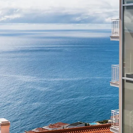 Guestready - Charming With Ocean Views Апартаменты *